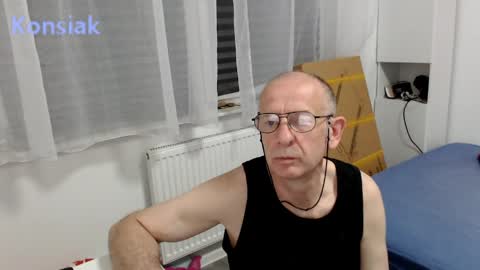 konsiak online show from June 8, 8:37 pm