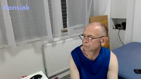 konsiak online show from June 14, 9:56 pm