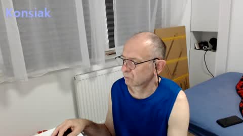 konsiak online show from June 15, 8:01 am