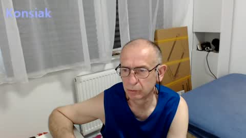 konsiak online show from June 16, 6:39 pm