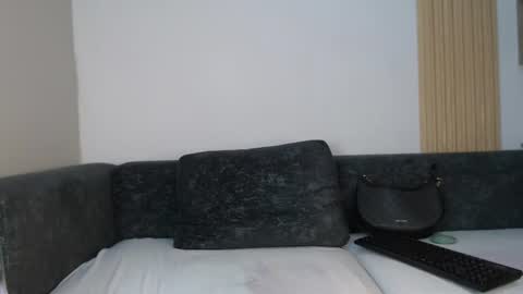 koral_27 online show from August 7, 1:33 pm