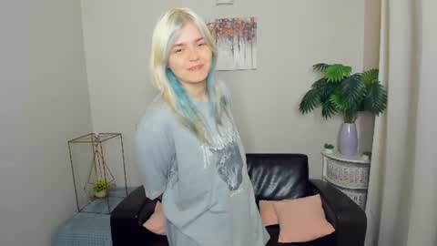 Jenny online show from August 11, 2:13 am