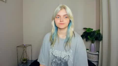 Jenny online show from August 11, 3:19 am