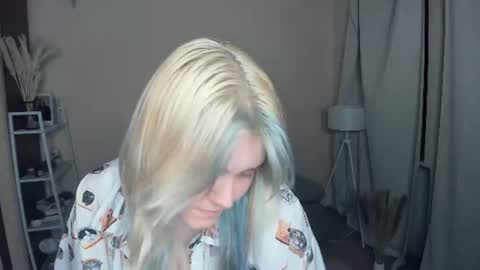Jenny online show from August 12, 11:51 pm