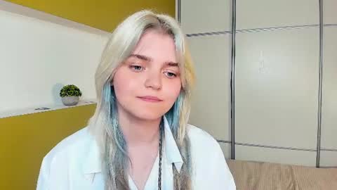 Jenny online show from August 14, 8:12 pm