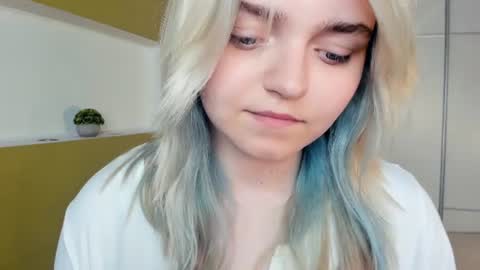 Jenny online show from August 16, 7:18 pm