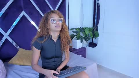 korina_asm online show from August 3, 7:21 pm
