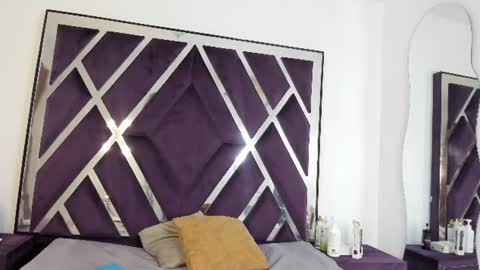 korina_asm online show from August 4, 8:17 pm