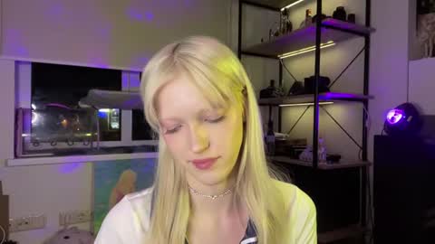 Ariela online show from August 4, 9:56 pm