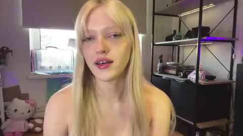 Ariela online show from August 6, 6:07 pm
