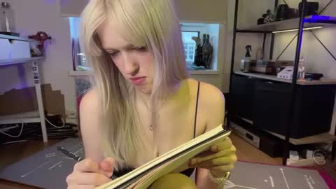 Ariela online show from August 14, 5:38 pm