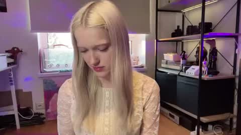 Ariela online show from August 17, 5:51 pm