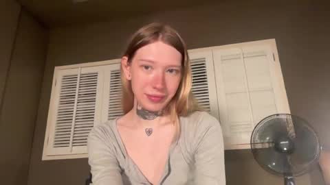 kouroyun online show from April 3, 1:52 pm