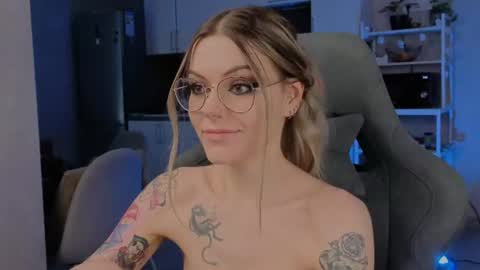 Jess online show from July 8, 2:10 pm