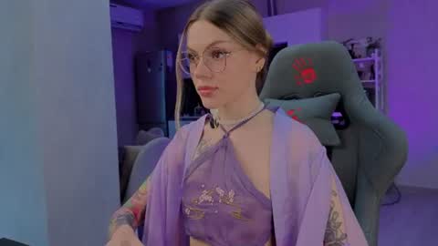 Jess online show from July 14, 10:29 am