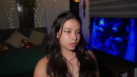 kozzy_ online show from August 3, 12:50 am