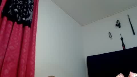 kratos_and_afrodita online show from August 1, 4:51 am