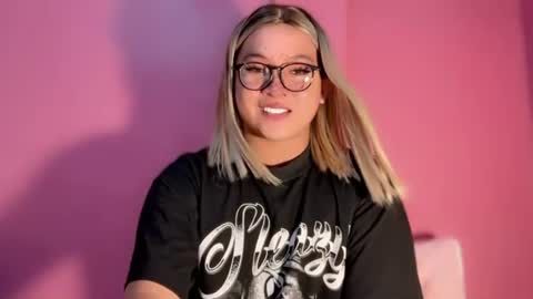 krezikeed online show from August 5, 2:37 pm