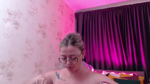 Kriss online show from August 6, 2:05 pm