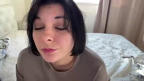 Regina online show from August 5, 3:10 pm