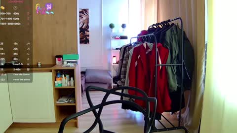 MilenaGirl online show from August 13, 6:49 am