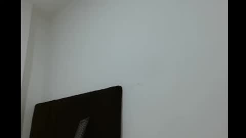 kriss mate online show from March 14, 5:58 am
