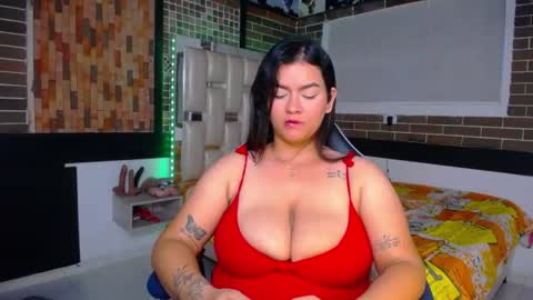 kriss_sweetboobs online show from September 1, 9:38 pm