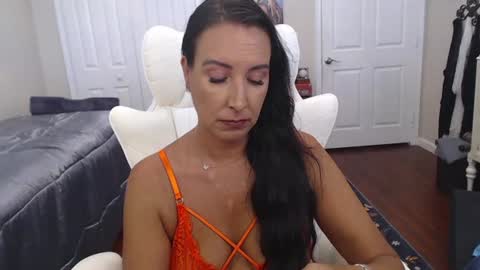 Krissy online show from August 2, 4:03 pm