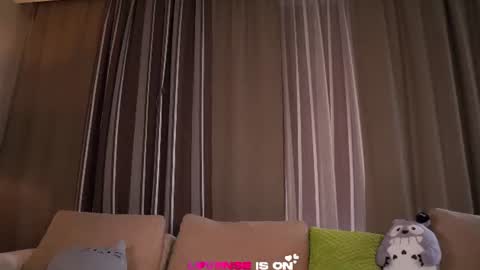 Sarah online show from August 7, 7:52 am