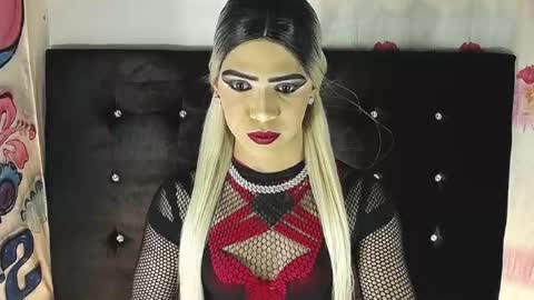 kristal_queen01 online show from May 25, 8:16 am