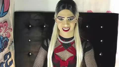 kristal_queen01 online show from May 25, 12:40 pm