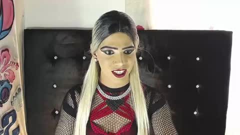 kristal_queen01 online show from May 25, 6:43 pm