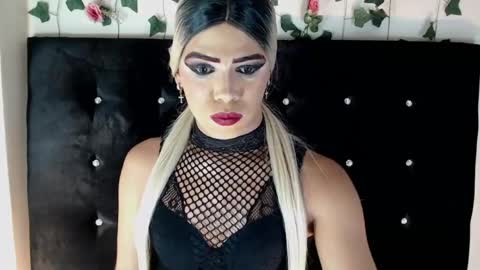 kristal_queen01 online show from June 12, 2:35 pm