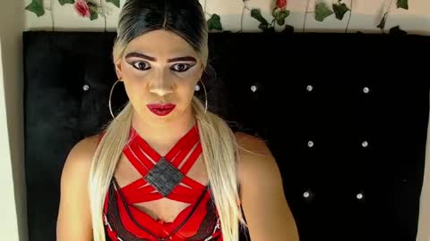 kristal_queen01 online show from June 25, 9:34 am