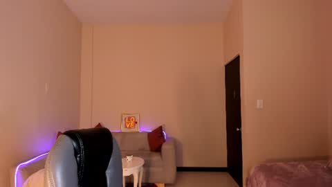 Sophia online show from August 14, 1:09 am