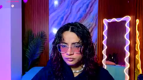 kristen_tay online show from August 14, 2:59 am