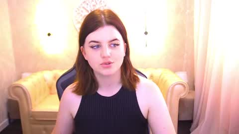 kristifoxy online show from August 10, 11:22 am