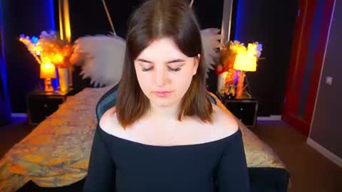 kristifoxy online show from August 12, 7:22 am