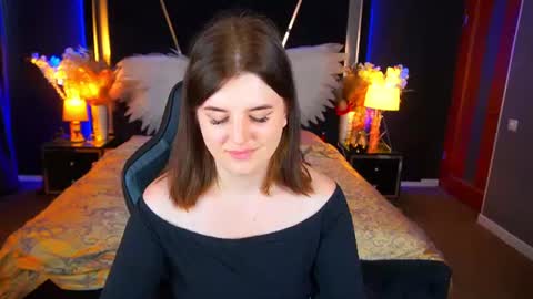 kristifoxy online show from August 12, 8:27 am