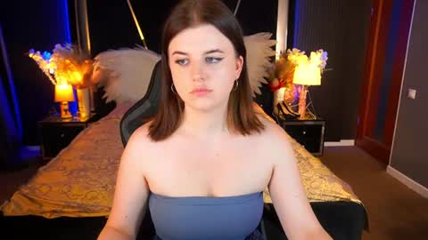 kristifoxy online show from August 14, 6:55 pm