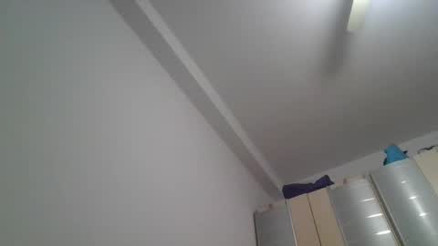 kristijan971161 online show from April 28, 8:44 pm