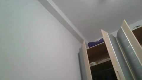 kristijan971161 online show from May 18, 6:08 pm