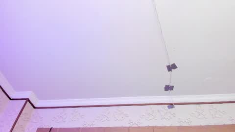 kristinels online show from August 6, 4:17 pm