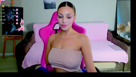 kristy_dolly online show from August 13, 5:10 am