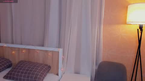 Misty online show from May 3, 6:35 pm
