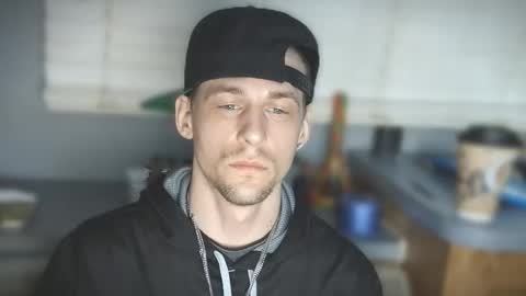 krytiar1992 online show from March 9, 7:04 am