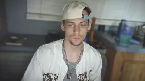 krytiar1992 online show from March 20, 7:33 am