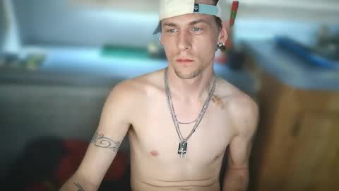 krytiar1992 online show from April 8, 1:21 pm
