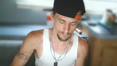 krytiar1992 online show from June 18, 12:38 pm