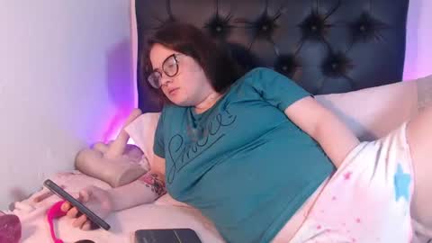 kryystaladams online show from August 8, 7:03 pm